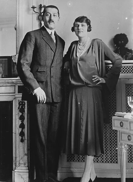 Mrs Nash and her husband return to Paris. Mrs Nash the, best dressed woman and her husband