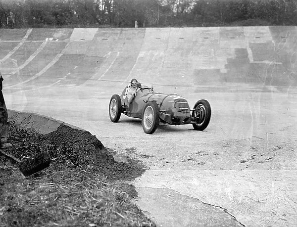Mrs Wisdom practises at Brooklands. Preparations for international trophy race