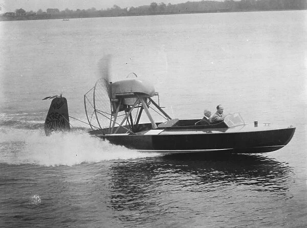 New type of air propelled boat. The whistler, a new type of air propelled boat