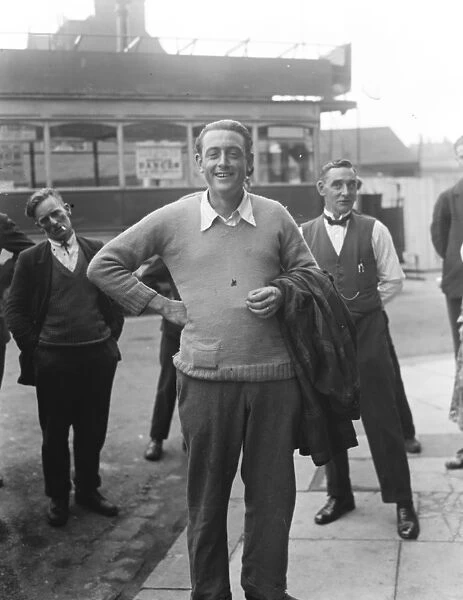 Norman L Derham returns to Southend after victorious channel swim. 18 September 1926