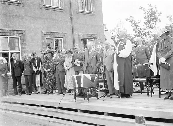 The official opening ceremony of Erith Hospital. 1935