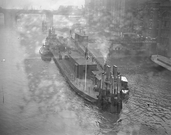 Old Swan Pier London Bridge 2 May 1928