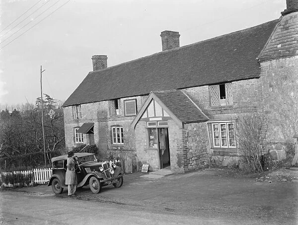 The Old Work House tavern in Ightham, Kent. 1937