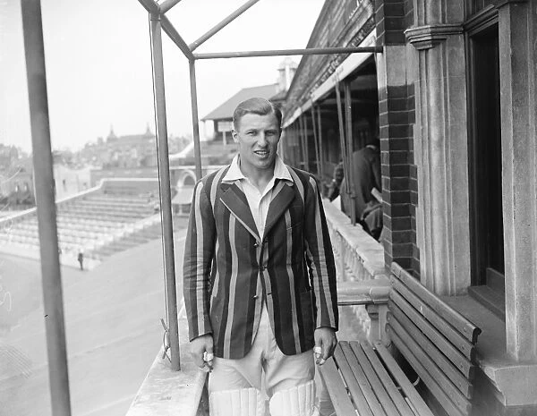 Oxford University cricketer s. E T Benson ( wicket keeper ). June 1928