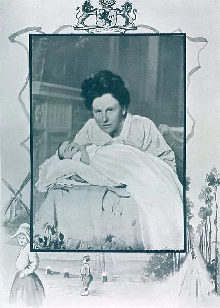 The picture of Queen Wilhelmina and her child, a photograph by the Prince Consort IF