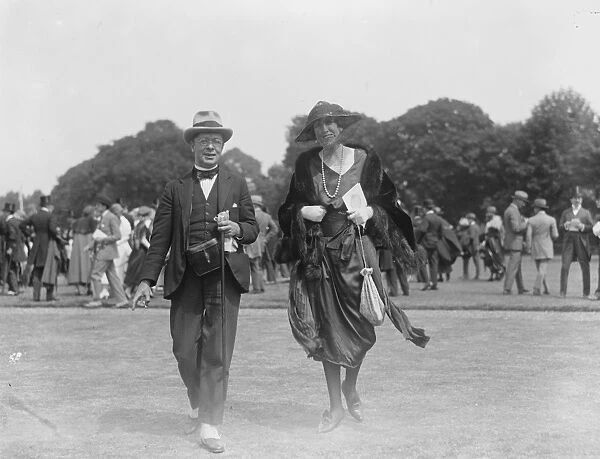 Polo at Hurlingham. Mr James Heddle and Mrs McCullum Scott