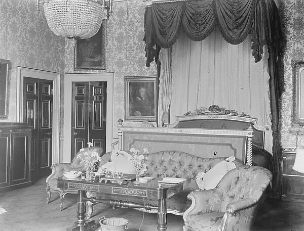 President Wilsons bedroom at Buckingham Palace 11 December 1919