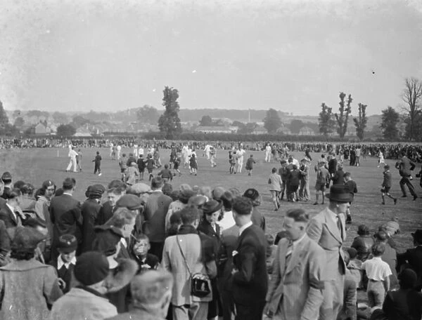 A press cricket team versus Newcross Speedway cricket team at Sidcup, Kent