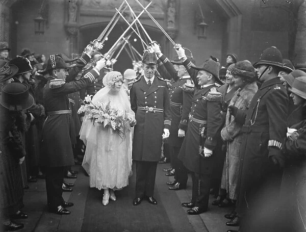 Prince Georges equerry married The wedding of Lt Commander R G Bowes Lyon, Royal Navy