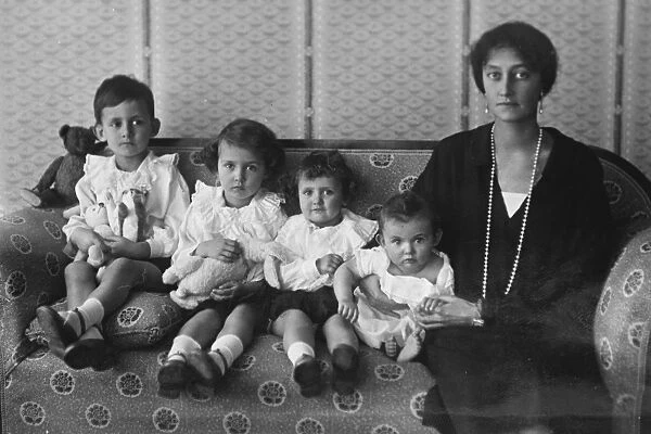 Princess Rupprecht of Bavaria with her four children. 2 August 1927