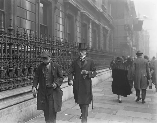 Private view day at the Royal Academy. Marquess of Huntley. 2 May 1924