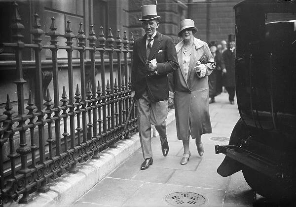 Private view day at the Royal Academy. Sir Gerald and Lady du Maurier. 30 April 1926
