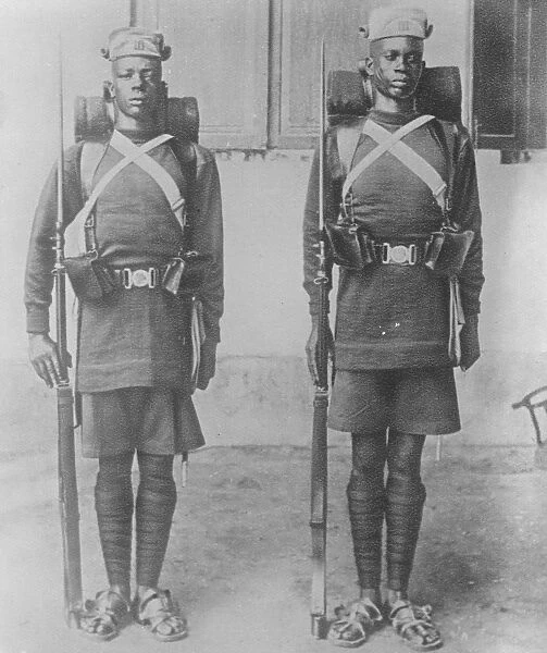 Quelled Kenya Colony Riot Soldiers of the kings Africans Rifles in service kit