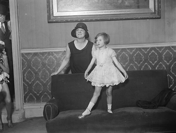 Rehearsal of Miss Vacanis Royal dancing matinee at Daly s. Mrs Hilton Philipson