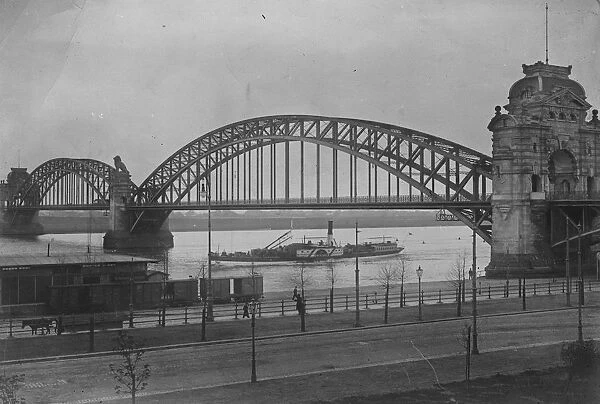 Three Rhineland Towns Occupied by Allies View of Dusseldorf showing the Rhine promenade 10
