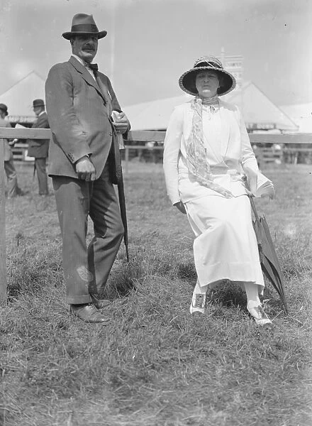 The Royal Agriculture Show at Leicester. Captain Dashwood and Lady Burrell 1924
