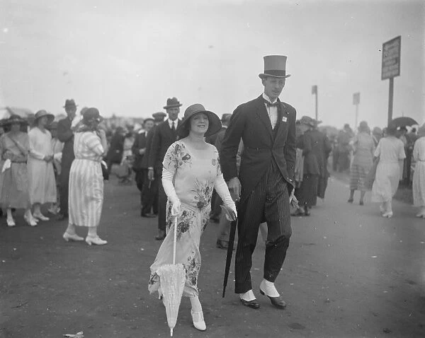 Royal Ascot Mrs Hilton Phillipson M P and her hsband 18 June 1924
