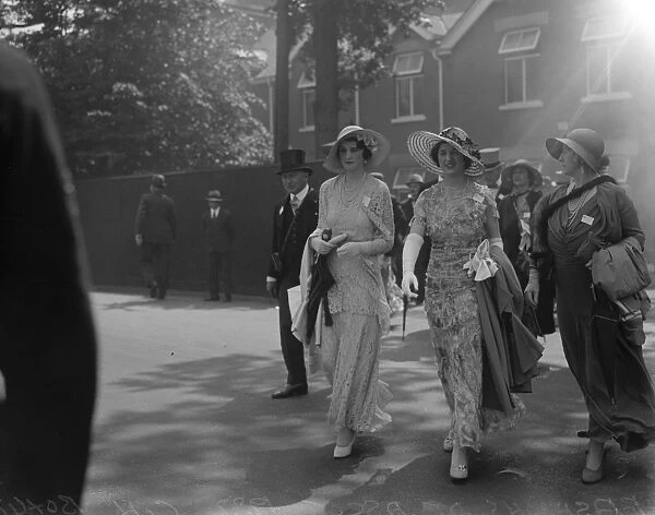 Royal Ascot opens. Fashions seen on the opening day. 14 June 1932
