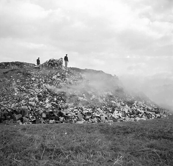 Rubbish dump at Ruxley Corner, Kent. 10 October 1936