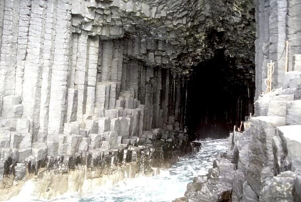 Scotland Staffa Fingals Cave Fingals Cave, on the island of Staffa off the west
