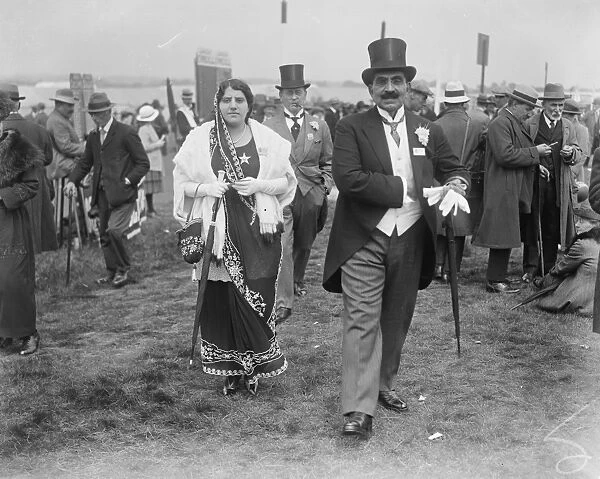Seen at the Ascot races. Sir and Lady Dhunjibhoy Bomanji. 19 June 1923