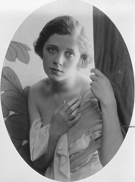 Senorita Carmencita Larrabeiti, star of the Princess theatre, Madrid. 21 October 1927