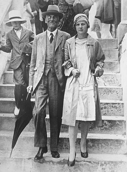 Sir Austen Chamberlain with his daughter at Bermuda. 27 September 1928