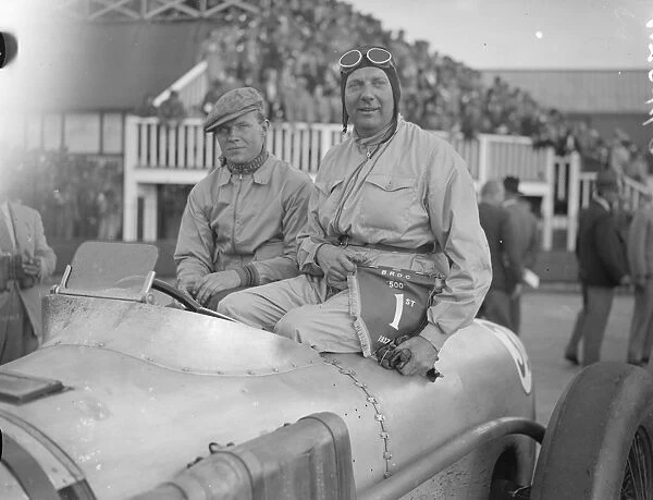 With Sir Malcolm Campell acting as starter, the first 500km race took place at Brooklands
