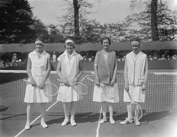 South African ladies tennis team make their first appearance at Henley on thames