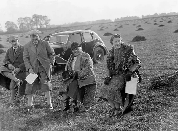 South Of England Coursing Club meeting at Mentmore. Lord Rosebery, Mr Jack Jarvis