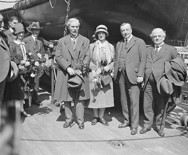On the SS Berengaria Mr Ramsay MacDonald, Miss Ishbel MacDonald, , Mr Arthur Henderson