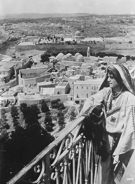 A striking new picture of Jerusalem, viewed from the Mount of Olives. 24 December 1926