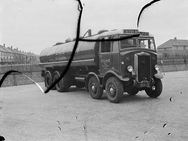 A tank truck belonging to Dussex Brothers & Co Ltd, the oil refiners based in Crayford