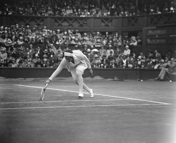 Tennis finals at Wimbledon. Helen Jacobs in play. 5 July 1929