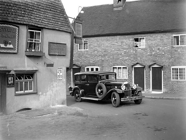 Tight Squeeze (Motors, Shoreham) 1934