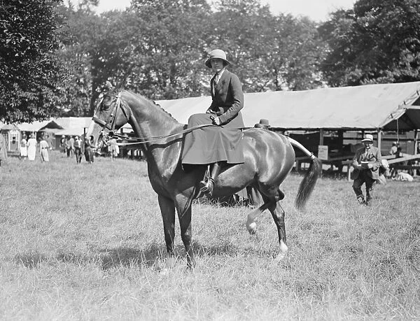 Tring agricultural show. Mrs Victor Adamson on Valentine. 9 August 1923