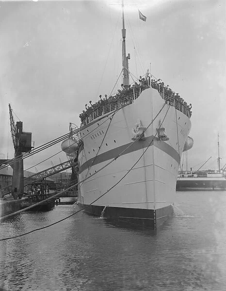 The troopship Nevasa at Southampton on the departures of 17th  /  21st Lancers