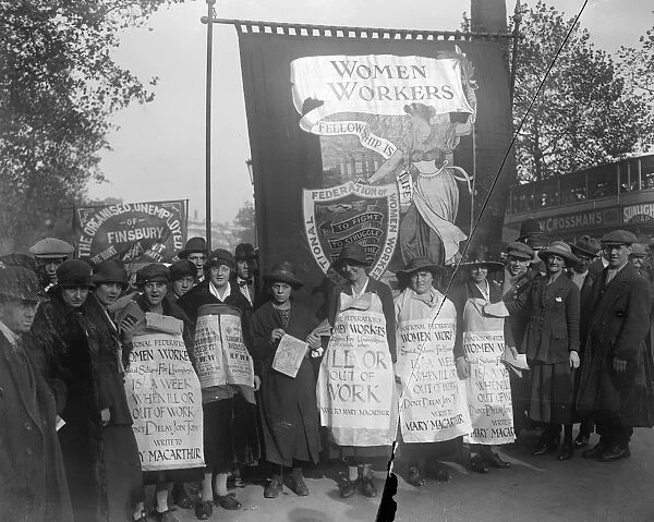 Unemployed Demonstration Women workers forming up on the embankment 18 October 1920