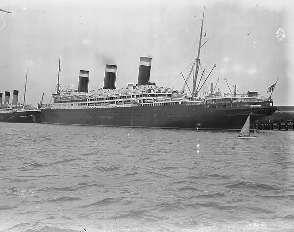 The United States Linesr SS Leviathan at Southampton 4 November 1931