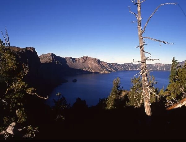 USA - Oregon - Crater Lake - ?TopFoto  /  CW