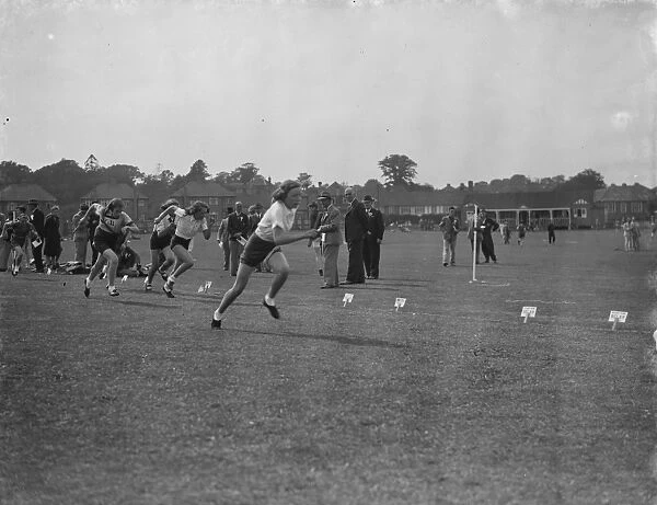 Vickers sports day. Action from the relay race 1939