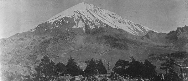 Volcano Crizaba. The centre of the Mexican Earthquake 6 January 1920 Volcano