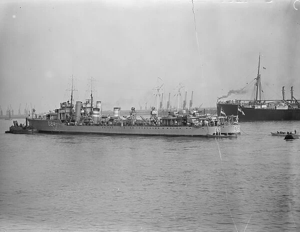Warships in the Thames. Wryneck. Two of the torpedo boat destroyers on their