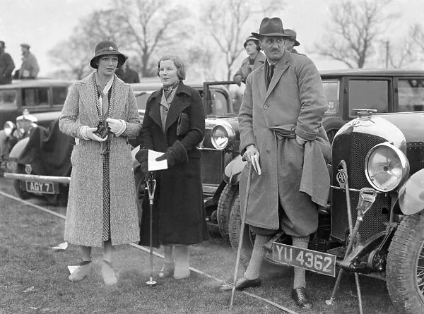Watching the Bullingdon Club Point to Point at Stratton Audley, Oxfordshire, Mrs George Banks