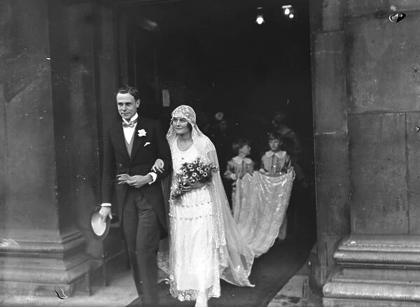 Wedding of Mr Ronald Simpson and Miss Maravan at St Martins in the Field 19 October