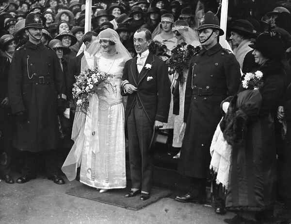Wedding of Sir George Beaumont and Miss Renee Northey at Epsom Bride and groom 17