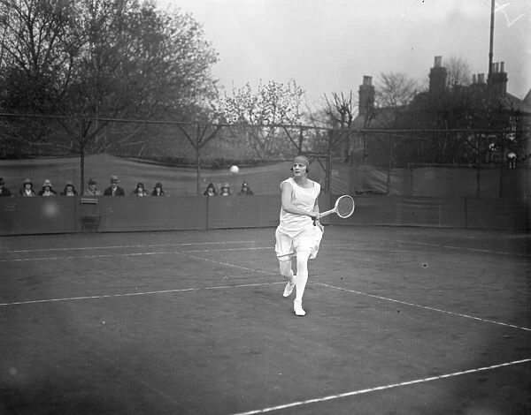 West Side Country Club Tennis. Miss Eileen Bennett in play against Betty Nuthall