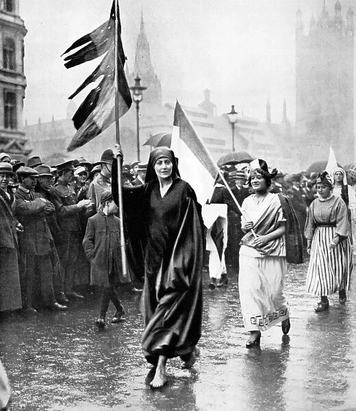 Womans Right To Serve Demonstration, on 17 July 1915, of thousands of women