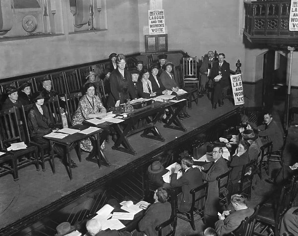 Womens Parliament at Memorial Hall Miss Mary Macarthur addressing the meeting 21