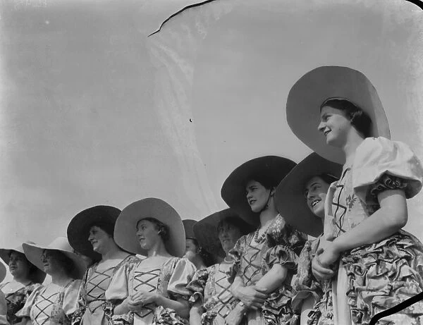 Woolwich Coronation Pageant rehearsal at War Memorial Hospital. 1937